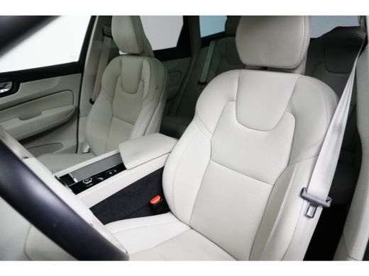 Volvo  XC60 Volvo 2.0 T6 Plug-in hybrid AWD Plus Bright | Stoelventilatie | 360 Camera | 21" | Harman/Kardon | ActivLease financial lease