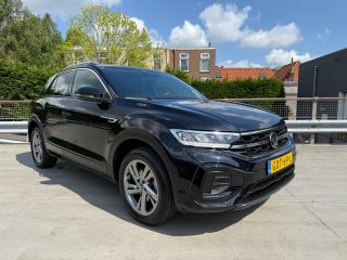Volkswagen T-Roc 1.5 150PK DSG TSI R-Line | ACC | Multimedia Pakket | Achteruitrijcamera | Ramen getint