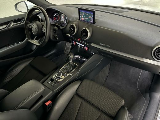 Audi A3 Sportback 30 TFSI 3x S-Line Black Edition Navi NAP ActivLease financial lease