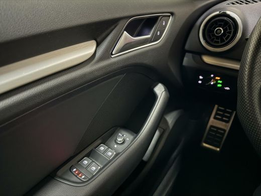 Audi A3 Sportback 30 TFSI 3x S-Line Black Edition Navi NAP ActivLease financial lease