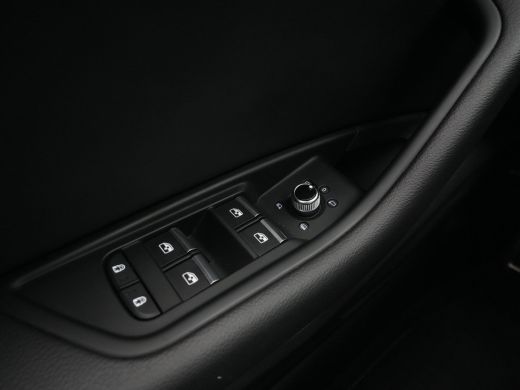 Audi A5 Sportback 35 TFSI S 150pk S edition Competition Panoramadak S Line Navigatie ActivLease financial lease