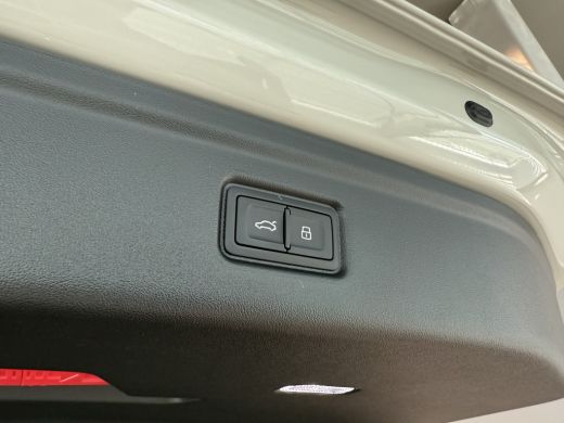 Audi A6 Avant e-tron Advanced edition performance 100 kWh | Tech Plus | Sportstoelen | 367 pk ActivLease financial lease