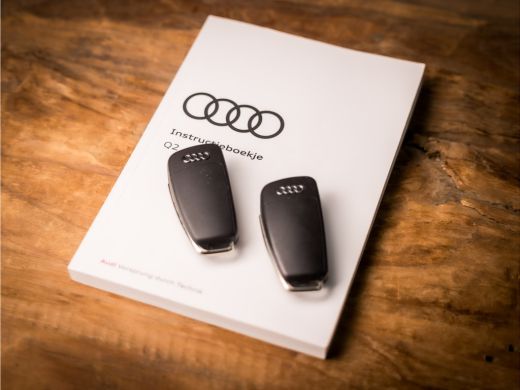 Audi Q2 30 TFSI Sport (VIRTUAL COCKPIT, APPLE CARPLAY, GROOT NAVI, KEYLESS, ADAPTIVE CRUISE, CLIMATE, SPO... ActivLease financial lease
