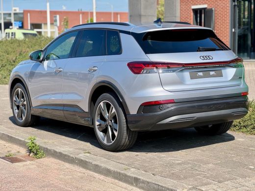 Audi Q4 e-tron Advanced edition e-tron 45 82 kWh 210 kW / 286 PK Hatchback Elektr. aandrijving quatt ActivLease financial lease