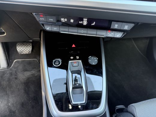 Audi Q4 e-tron 45 quattro Advanced edition 82 kWh | Trekhaak | Assistentiepakket | 286 pk ActivLease financial lease