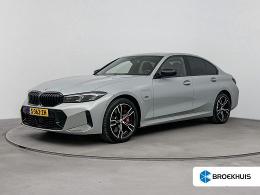 BMW 3-serie BMW 330e | Achteruitrijcamera | Apple Carplay/Android Auto|telefoonintegratie premium | Cruise co... BMW 3-serie BMW 330e | Achteruitrijcamera | Apple Carplay/Android Auto|telefoonintegratie premium | Cruise co...