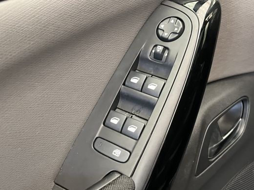 Citroën Grand C4 Spacetourer Citroen 1.2 PureTech Shine | Panoramadak | Stuurwiel multifunctioneel ActivLease financial lease