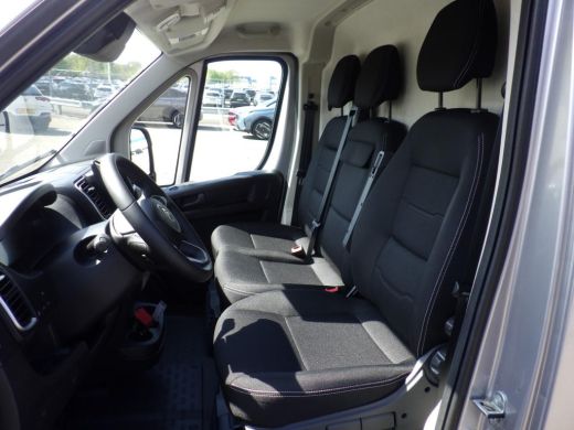 Citroën Jumper 2.2 BlueHDi 140pk Automaat L2H2 3.5t | Achteruitrijcamera | Airco (automatisch) | Apple Carplay/A... ActivLease financial lease