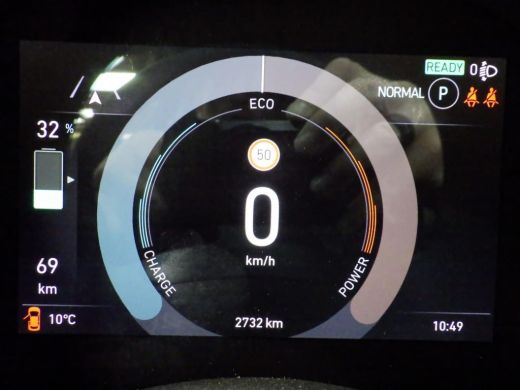 Fiat 500 Fiat Urban 42 kWh | 3-Fase | Navigatie By App | Parkeersensoren | Draadloos Apple Carplay & Andro... ActivLease financial lease