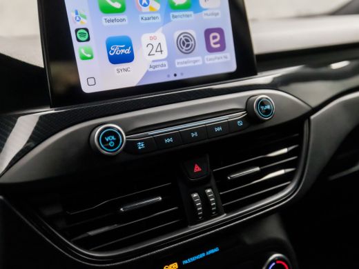 Ford Focus 1.0 EcoBoost ST Line Sport (APPLE CARPLAY, GROOT NAVI, CLIMATE, ZWART HEMEL, SPORTSTOELEN, CRUISE... ActivLease financial lease