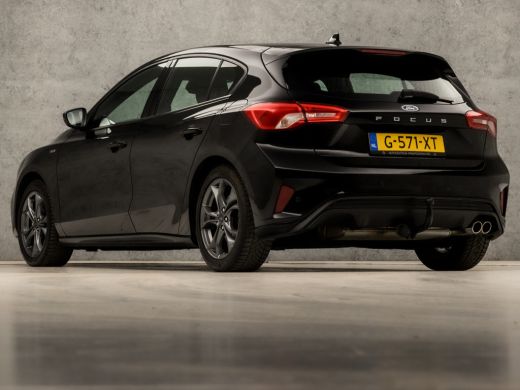 Ford Focus 1.0 EcoBoost ST Line Sport (APPLE CARPLAY, GROOT NAVI, CLIMATE, ZWART HEMEL, SPORTSTOELEN, CRUISE... ActivLease financial lease