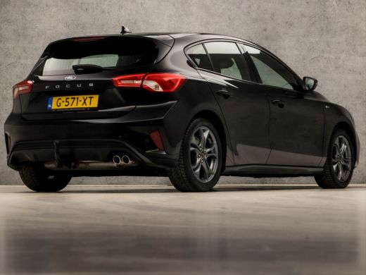 Ford Focus 1.0 EcoBoost ST Line Sport (APPLE CARPLAY, GROOT NAVI, CLIMATE, ZWART HEMEL, SPORTSTOELEN, CRUISE... ActivLease financial lease
