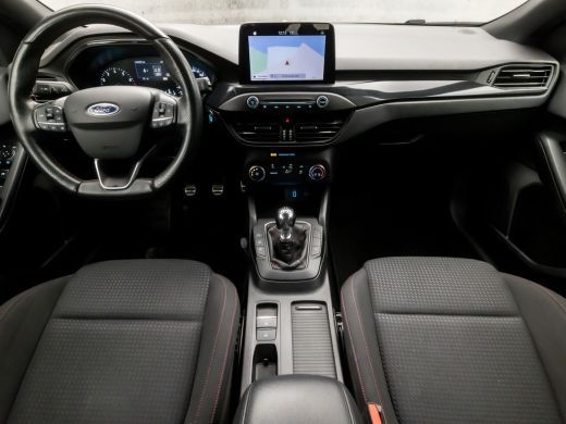 Ford Focus 1.0 EcoBoost ST Line Sport (APPLE CARPLAY, GROOT NAVI, CLIMATE, ZWART HEMEL, SPORTSTOELEN, CRUISE... ActivLease financial lease
