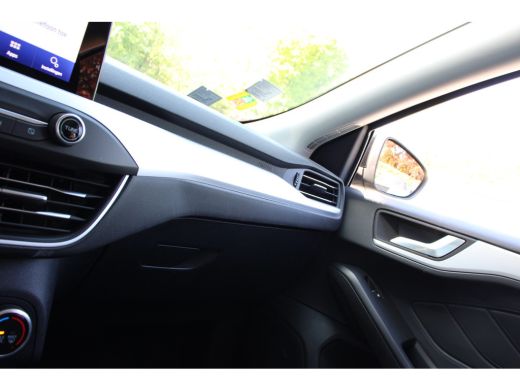 Ford Focus 1.0EB HYBRID | NL-AUTO! | DEALER OH!  | PARK SENS V+A | PERFECTE STAAT! | NAVI | CLIMA | CRUISE |... ActivLease financial lease