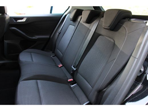 Ford Focus 1.0EB HYBRID | NL-AUTO! | DEALER OH!  | PARK SENS V+A | PERFECTE STAAT! | NAVI | CLIMA | CRUISE |... ActivLease financial lease