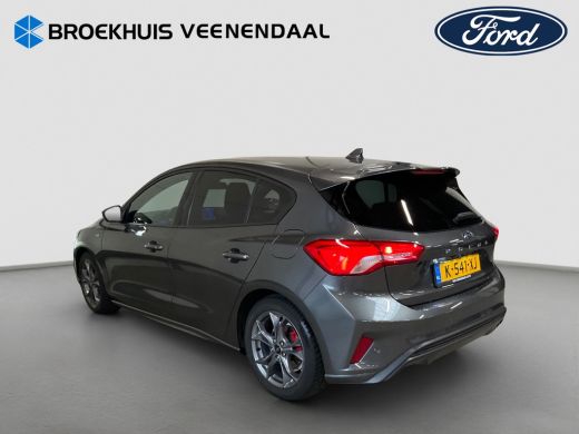 Ford Focus Ford 1.5 EcoBoost ST Line X | Virtual Cockpit | Winter Pack | Cruise Control ActivLease financial lease