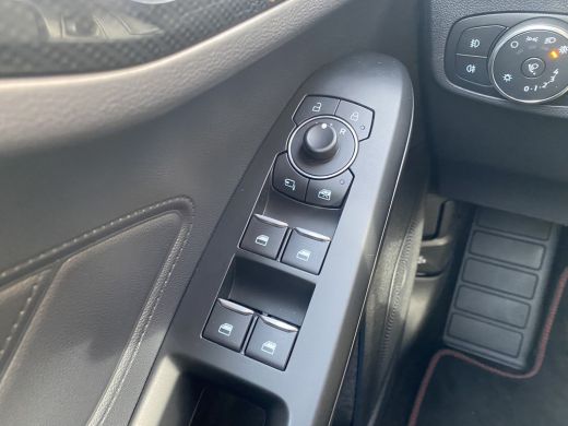 Ford FOCUS Wagon Ford 1.0 125PK Hybrid ST Line X | NAVIGATIE GROOT| B&O SOUND| KEYLESS| CAMERA| STOEL/STUUR&VOORRU... ActivLease financial lease