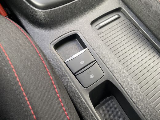 Ford FOCUS Wagon Ford 1.0 125PK Hybrid ST Line X | NAVIGATIE GROOT| B&O SOUND| KEYLESS| CAMERA| STOEL/STUUR&VOORRU... ActivLease financial lease