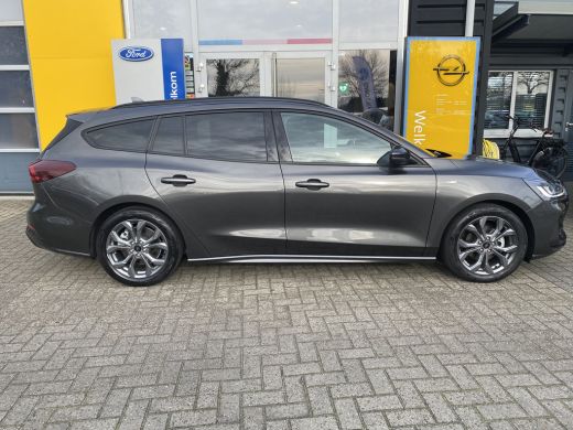 Ford FOCUS Wagon Ford 1.0 125PK Hybrid ST Line X | NAVIGATIE GROOT| B&O SOUND| KEYLESS| CAMERA| STOEL/STUUR&VOORRU... ActivLease financial lease
