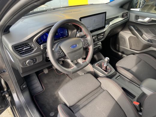 Ford FOCUS Wagon Ford 1.0 125PK Hybrid ST Line X | NAVIGATIE GROOT| B&O SOUND| KEYLESS| CAMERA| STOEL/STUUR&VOORRU... ActivLease financial lease