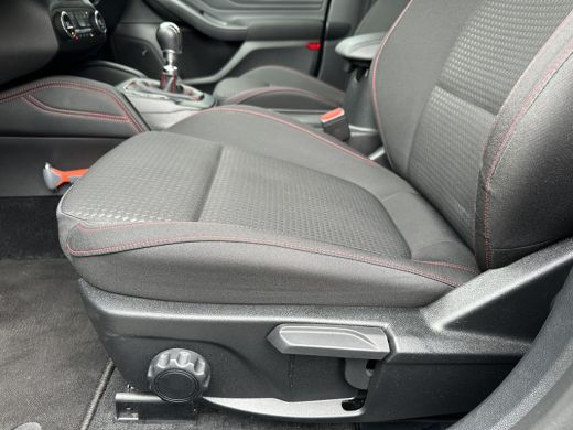 Ford FOCUS Wagon 1.0 125PK ST Line Business | TREKHAAK| STOEL-, STUUR- EN VOORRUITVERWARMING| NAVIGATIE| ADAPTIVE ... ActivLease financial lease