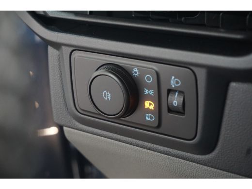 Ford Transit Custom 300 2.0 TDCI L2H1 Trend | 2 zitplaatsen rechtsvoor | Achteruitrijcamera | Airco (automatisch) ActivLease financial lease