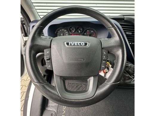 Iveco Daily 35C18 3.0 180pk Bakwagen met laadklep Automaat ActivLease financial lease