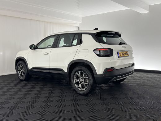 Jeep Avenger Longitude 54 kWh [ 3-Fase ] (INCL.BTW) *FULL-LED | DIGI-COCKPIT | NAVI-FULLMAP | COMFORT-SEATS | ... ActivLease financial lease