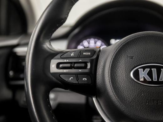 Kia Stonic 1.0 T-GDi MHEV DynamicPlusLine (APPLE CARPLAY, GROOT NAVI, CLIMATE, ADAPTIVE CRUISE, SPORTSTOELEN... ActivLease financial lease