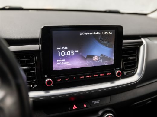 Kia Stonic 1.0 T-GDi MHEV DynamicPlusLine (APPLE CARPLAY, GROOT NAVI, CLIMATE, ADAPTIVE CRUISE, SPORTSTOELEN... ActivLease financial lease