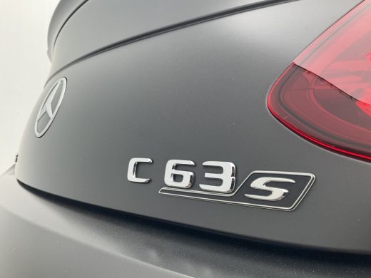 Mercedes C-Klasse Coupé AMG 63 S Final Edition NL-Geleverd |1 of 499| Keramisch Carbon Designo graphitgrau magno ActivLease financial lease