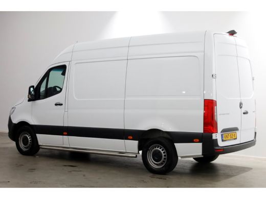 Mercedes Sprinter 311 CDI 115pk RWD L2H2 Servicewagen Airco/Camera/230V 02-2022 ActivLease financial lease