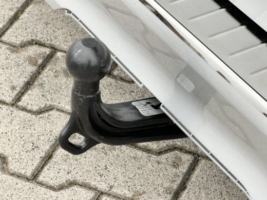 Mercedes V-Klasse 300d Lang DC Dubble cabine AMG PAKKET ActivLease financial lease