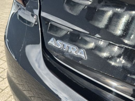 Opel Astra 1.4 Elegance ActivLease financial lease