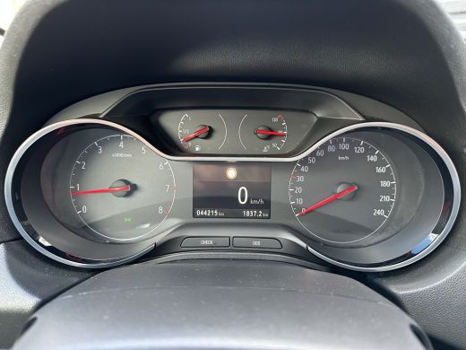 Opel Grandland X 1.2 130PK Turbo Elegance | AGR-COMFORT STOEL| NAVIGATIE| CAMERA| PARKEERSENSOREN V+A| CLIMATE CON... ActivLease financial lease