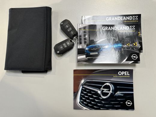 Opel Grandland X 1.2 130PK Turbo Elegance | AGR-COMFORT STOEL| NAVIGATIE| CAMERA| PARKEERSENSOREN V+A| CLIMATE CON... ActivLease financial lease