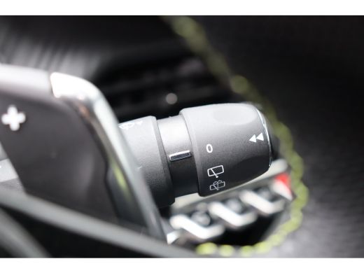 Peugeot 2008 1.2 PURETECH 130PK GT PACK AUTOMAAT / NAVI / LEDER / CLIMA / FULL-LED / 17" LMV / CAMERA / WINTER... ActivLease financial lease