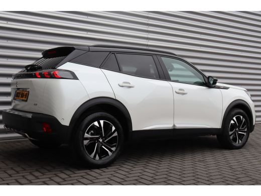 Peugeot 2008 1.2 PURETECH 130PK GT PACK AUTOMAAT / NAVI / LEDER / CLIMA / FULL-LED / 17" LMV / CAMERA / WINTER... ActivLease financial lease