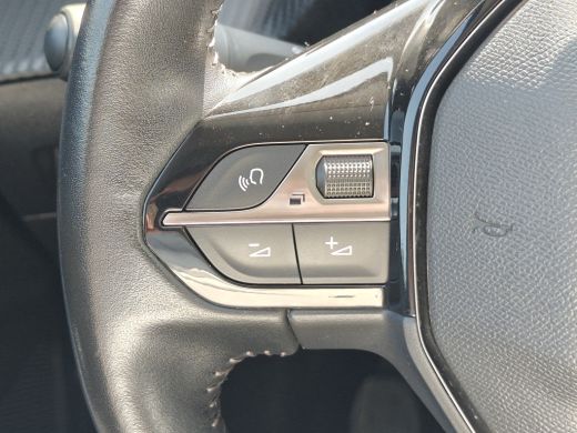 Peugeot 2008 1.2 PureTech Allure | Achteruitrijcamera | Airco (automatisch) | Apple Carplay/Android Auto|telef... ActivLease financial lease