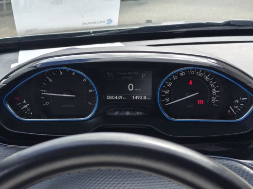 Peugeot 2008 1.2 PureTech Allure | Cruise control | DAB ontvanger | Navigatiesysteem full map | Cruise control... ActivLease financial lease
