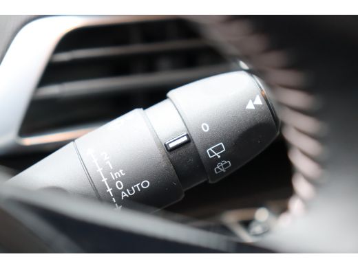 Peugeot 3008 1.2 PURETECH 130PK ACTIVE PACK BUSINESS / NAVI / CLIMA / LED / PDC / 17" LMV / CAMERA / KEYLESS /... ActivLease financial lease