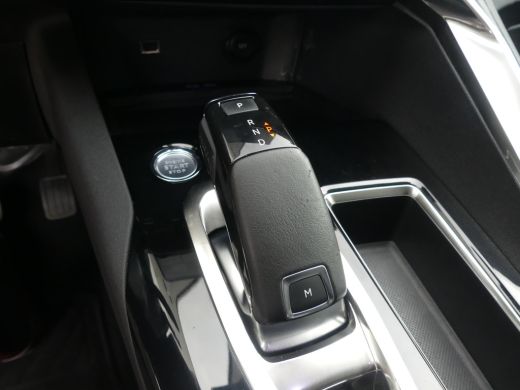 Peugeot 3008 1.2 PureTech 130PK Blue Lease Premium Automaat | NAVI | CAMERA | AFN. TREKHAAK | ActivLease financial lease