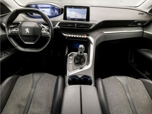 Peugeot 3008 1.2 PureTech Sport (APPLE CARPLAY, GROOT NAVI, KEYLESS, LEDER, 360 CAMERA, SPORTSTOELEN, GETINT G... ActivLease financial lease