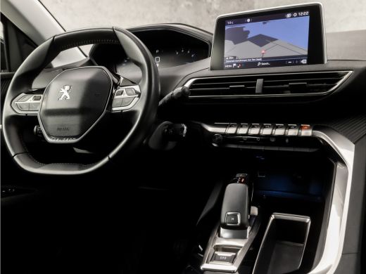 Peugeot 3008 1.2 PureTech Sport Automaat (APPLE CARPLAY, GROOT NAVI, VIRTUAL COCKPIT, PARKEERSENSOREN, SPORTST... ActivLease financial lease