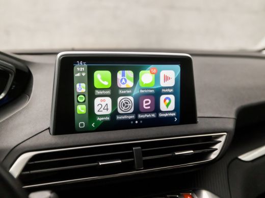 Peugeot 3008 1.2 PureTech Sport Automaat (APPLE CARPLAY, GROOT NAVI, VIRTUAL COCKPIT, PARKEERSENSOREN, SPORTST... ActivLease financial lease