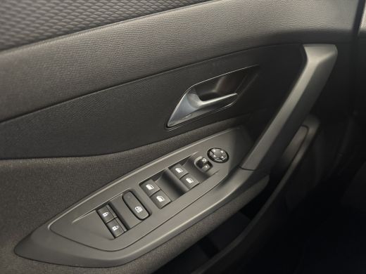 Peugeot 308 Peugeot 1.6 Plug-in Hybrid 180 Active Pack Business | Apple Carplay/Android Auto|telefoonintegrat... ActivLease financial lease