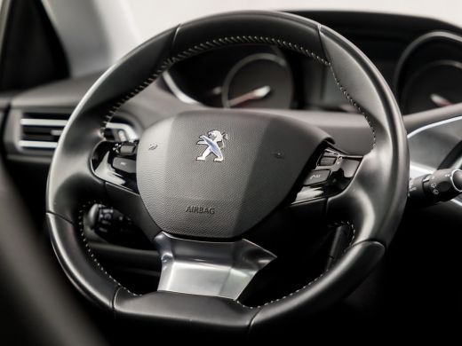 Peugeot 308 SW 1.2 PureTech Sport (PANORAMADAK, APPLE CARPLAY, GROOT NAVI, DENON AUDIO, KEYLESS, LEDER, SPORT... ActivLease financial lease