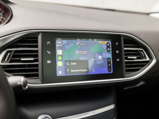 Peugeot 308 SW 1.2 PureTech Sport (PANORAMADAK, APPLE CARPLAY, GROOT NAVI, DENON AUDIO, KEYLESS, LEDER, SPORT... ActivLease financial lease