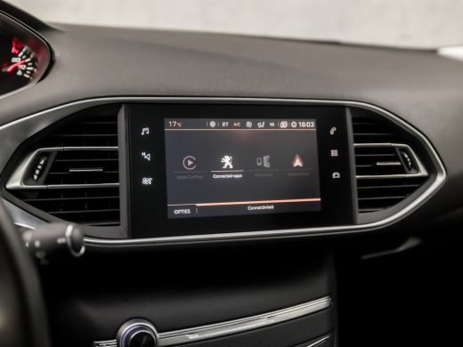 Peugeot 308 SW 1.2 PureTech Sport (PANORAMADAK, APPLE CARPLAY, GROOT NAVI, DENON AUDIO, KEYLESS, LEDER, SPORT... ActivLease financial lease