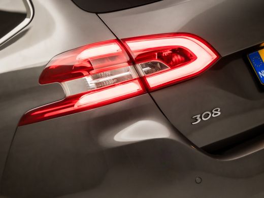 Peugeot 308 SW 1.2 PureTech Sport (PANORAMADAK, APPLE CARPLAY, GROOT NAVI, DENON AUDIO, KEYLESS, LEDER, SPORT... ActivLease financial lease